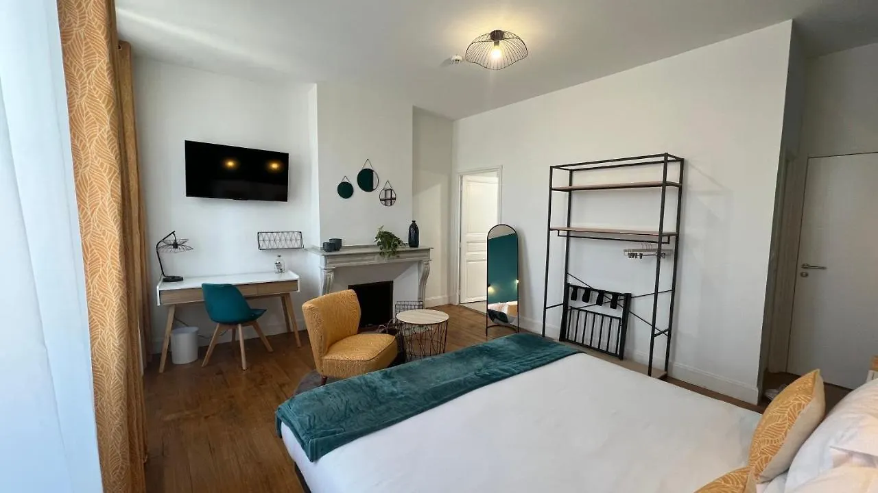 Jardin Bleu - Chambres D'Hotes Saint-Girons  Saint-Girons (Ariege)