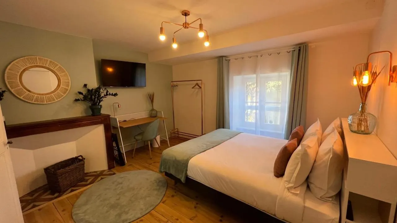 Jardin Bleu - Chambres D'Hotes Saint-Girons  0*, Saint-Girons (Ariege)